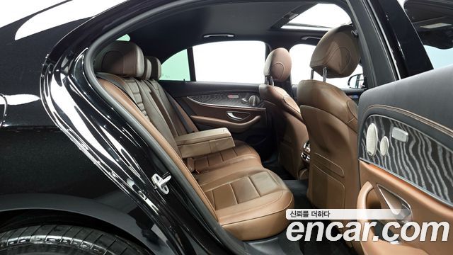 Mercedes-Benz E-Class E350 4MATIC Exclusive