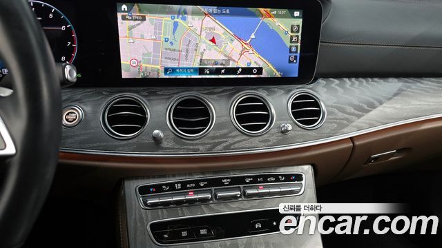 Mercedes-Benz E-Class E350 4MATIC Exclusive