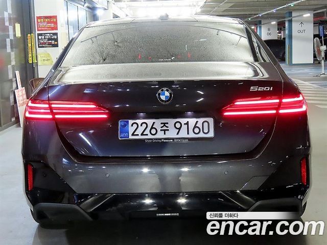 BMW 5-Series 520i M Sport