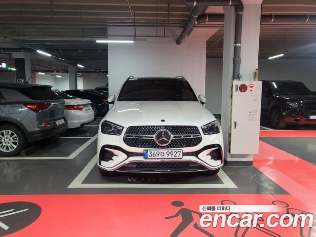 Mercedes-Benz GLE-Class GLE450 4MATIC AMG Line
