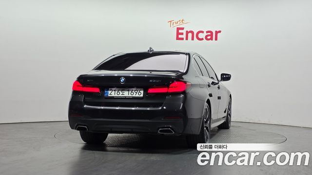 BMW 5-Series 530i xDrive M Sport Package