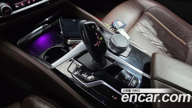 BMW 5-Series 530i xDrive M Sport Package