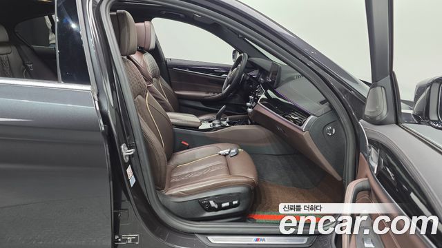 BMW 5-Series 530i xDrive M Sport Package