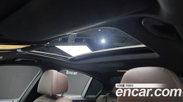 BMW 5-Series 530i xDrive M Sport Package