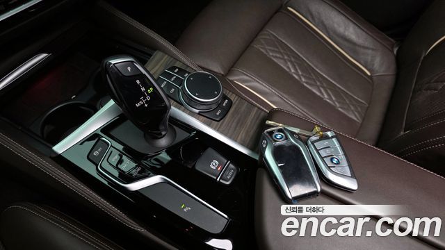 BMW 5-Series 530i Luxury Plus