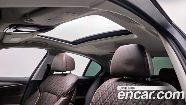 BMW 5-Series 530i Luxury Plus
