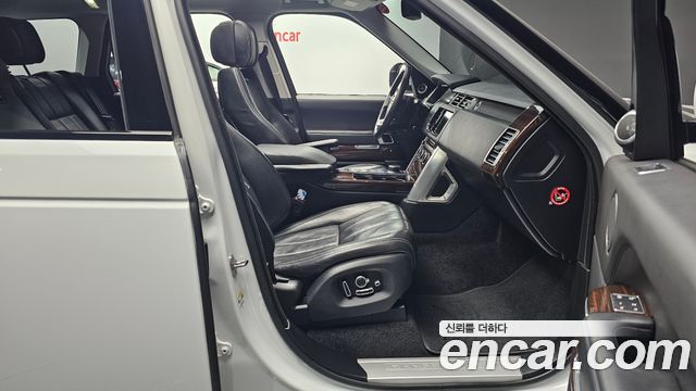 Land Rover Range Rover 4.4 SDV8 Vogue SE DIESEL