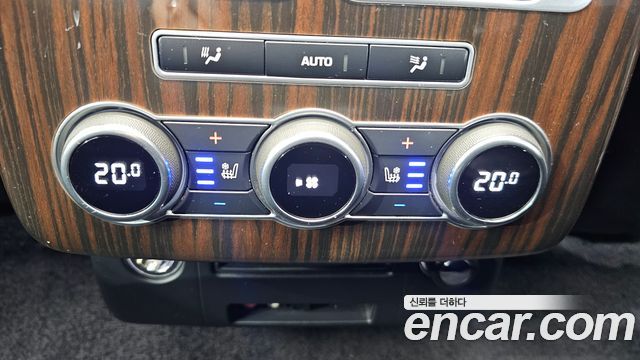 Land Rover Range Rover 4.4 SDV8 Vogue SE DIESEL