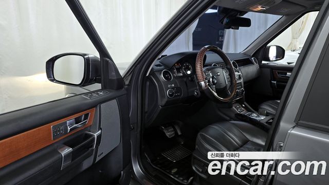 Land Rover Discovery 3.0 SDV6 HSE