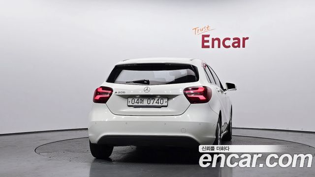 Mercedes-Benz A-Class A200