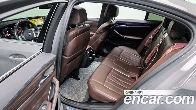 BMW 5-Series 530i M Sport Package