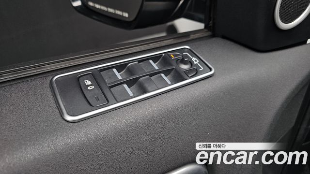 Land Rover Discovery Sport 2.0 TD4 SE