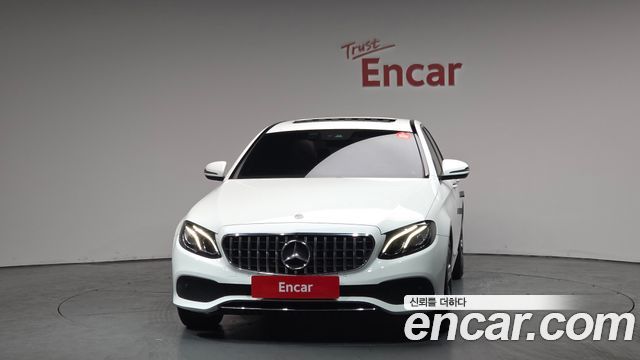 Mercedes-Benz E-Class E300 Avantgarde