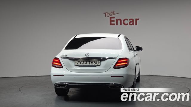 Mercedes-Benz E-Class E300 Avantgarde