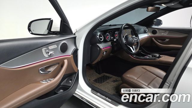 Mercedes-Benz E-Class E300 Avantgarde