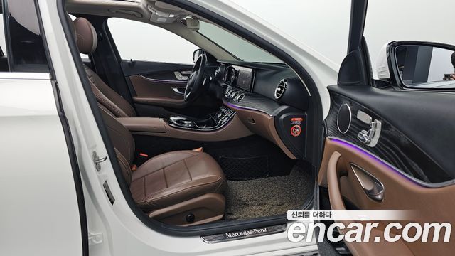 Mercedes-Benz E-Class E220d Avantgarde