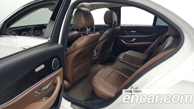 Mercedes-Benz E-Class E220d Avantgarde
