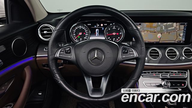Mercedes-Benz E-Class E220d Avantgarde
