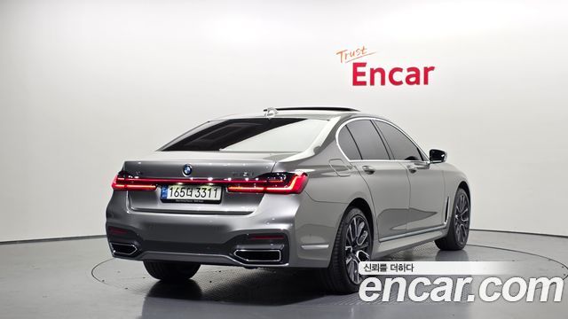 BMW 7-Series 730d xDrive M Sport