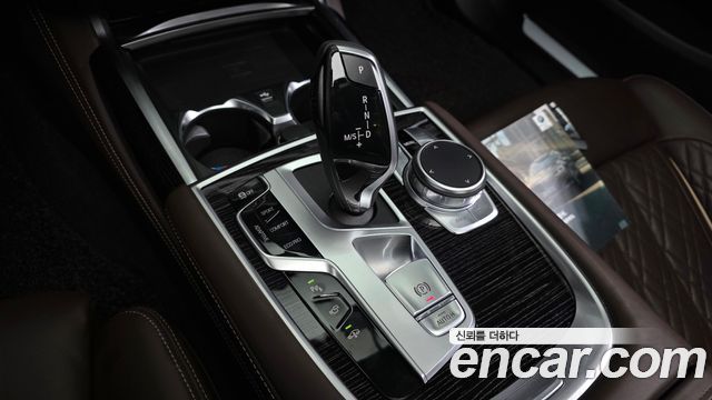 BMW 7-Series 730d xDrive M Sport