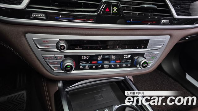 BMW 7-Series 730d xDrive M Sport