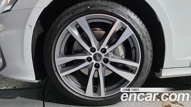 Audi A6 45 TFSI Premium