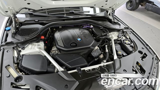 BMW 5-Series 523d M Sport