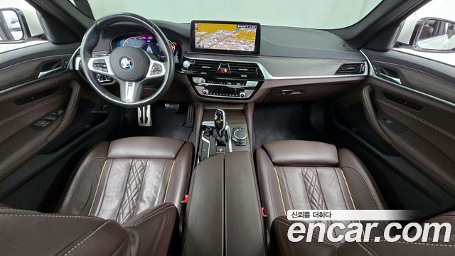 BMW 5-Series 523d M Sport