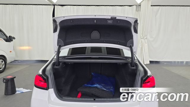 BMW 5-Series 523d M Sport