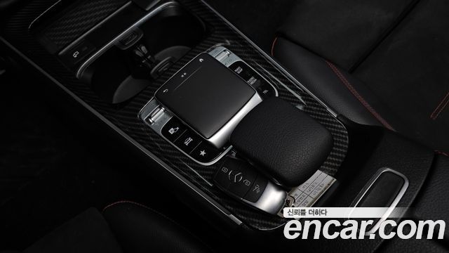 Mercedes-Benz GLB-Class GLB250 4MATIC