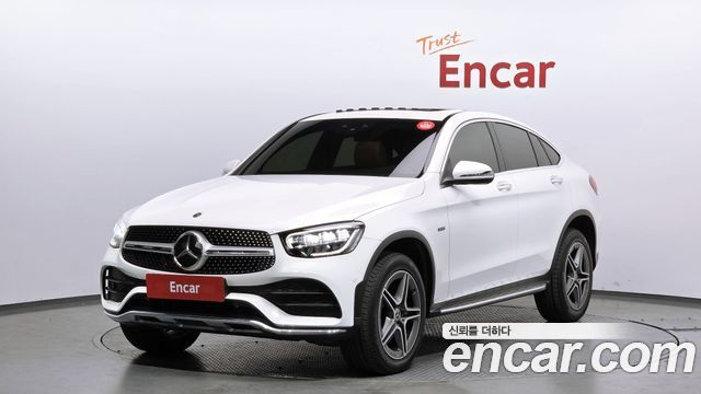 Mercedes-Benz GLC-Class GLC300e 4MATIC Coupe