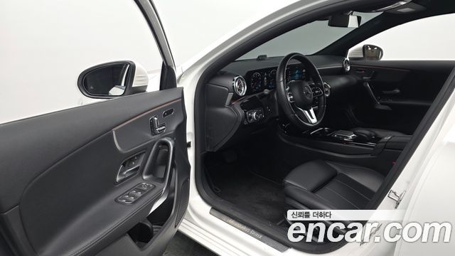 Mercedes-Benz A-Class A220 Hatchback
