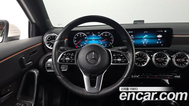 Mercedes-Benz A-Class A220 Hatchback