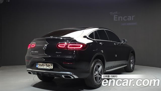 Mercedes-Benz GLC-Class GLC300e 4MATIC Coupe
