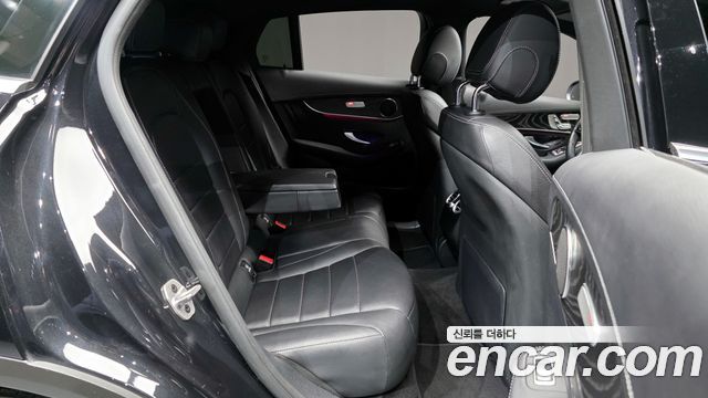 Mercedes-Benz GLC-Class GLC300e 4MATIC Coupe