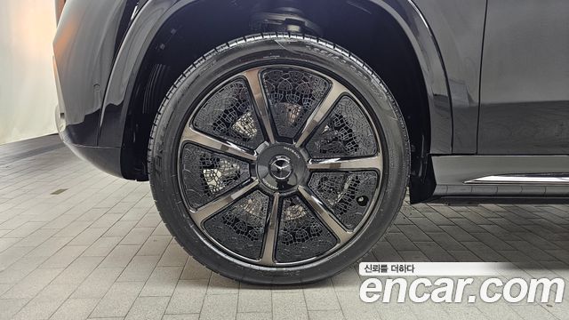 Mercedes-Benz GLS-Class Maybach GLS600 4MATIC Manufakur