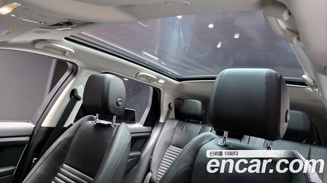Land Rover Discovery Sport P250 SE