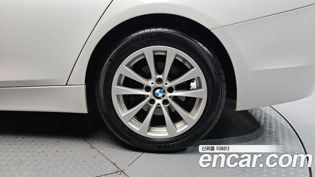 BMW 3-Series 320d
