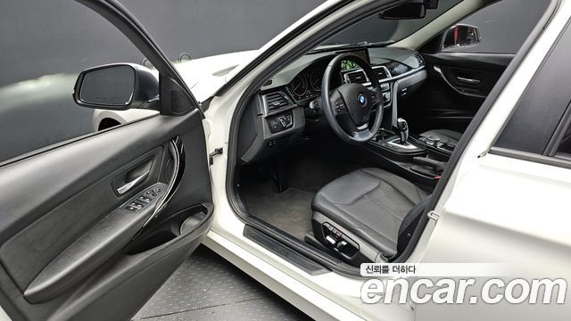 BMW 3-Series 320d