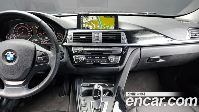 BMW 3-Series 320d
