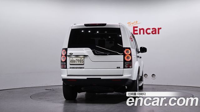 Land Rover Discovery 3.0 SDV6 SE