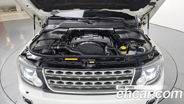 Land Rover Discovery 3.0 SDV6 SE