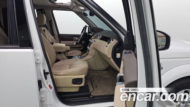 Land Rover Discovery 3.0 SDV6 SE