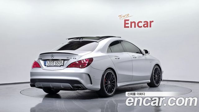 Mercedes-Benz CLA-Class CLA45 AMG 4MATIC