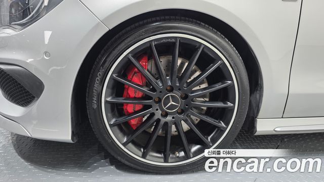 Mercedes-Benz CLA-Class CLA45 AMG 4MATIC