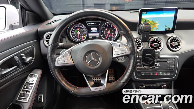 Mercedes-Benz CLA-Class CLA45 AMG 4MATIC