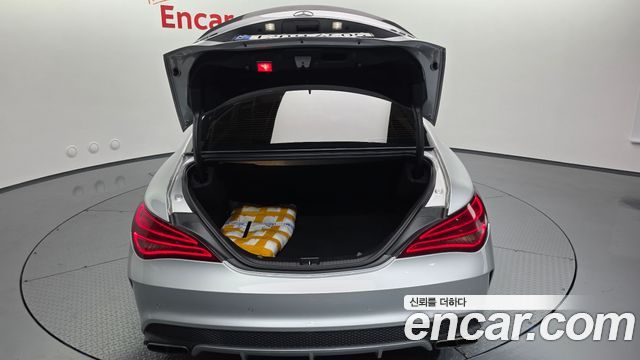 Mercedes-Benz CLA-Class CLA45 AMG 4MATIC