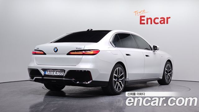 BMW 7-Series 740i xDrive M Sport