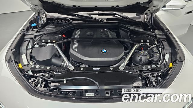 BMW 7-Series 740i xDrive M Sport