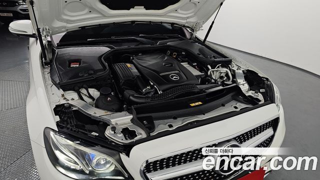 Mercedes-Benz E-Class E300 Avantgarde